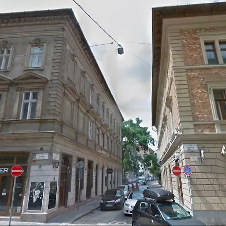 Luxury Studio In The Heart Of